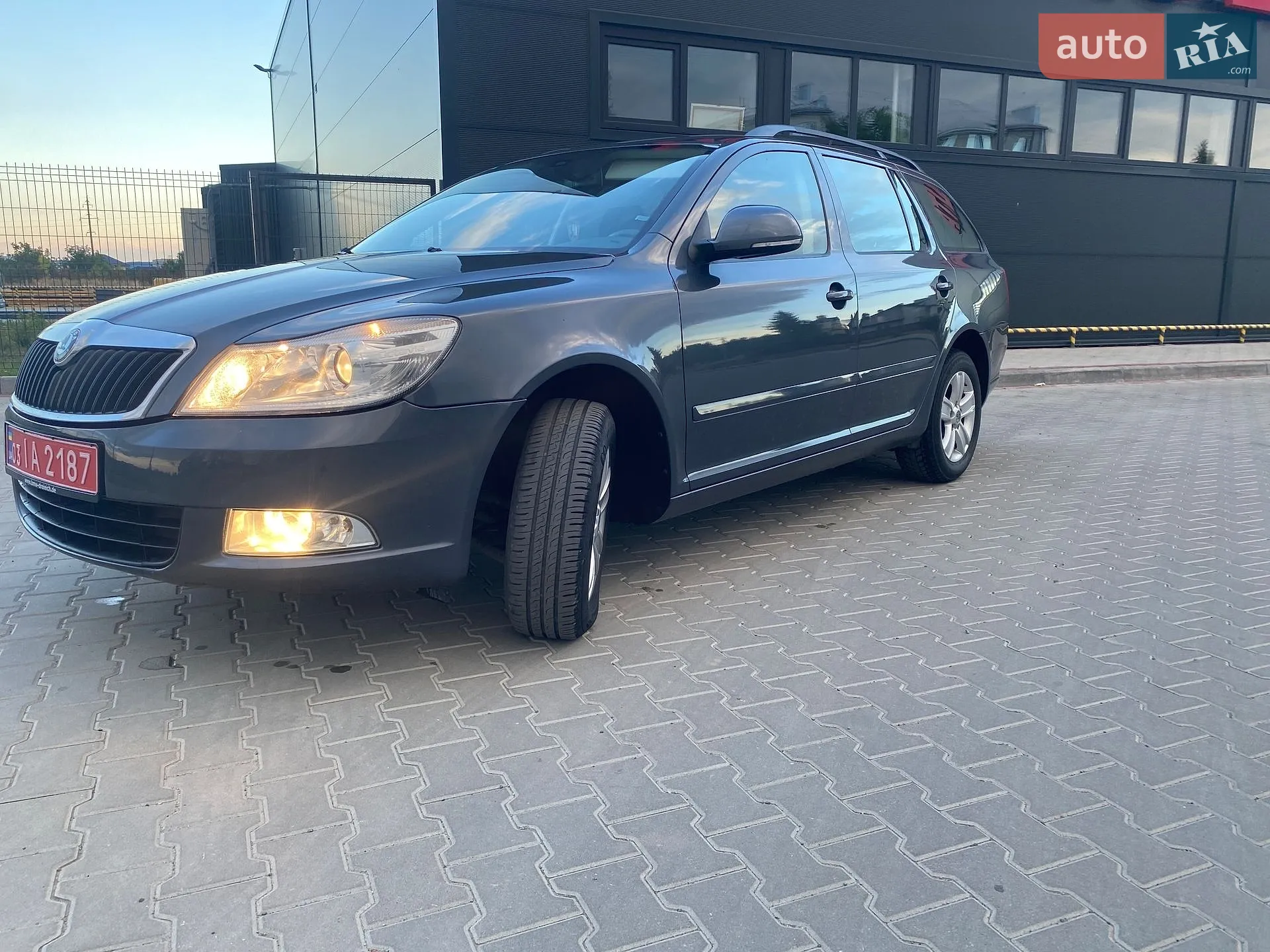 2010 Skoda Octavia - мініатюра 9