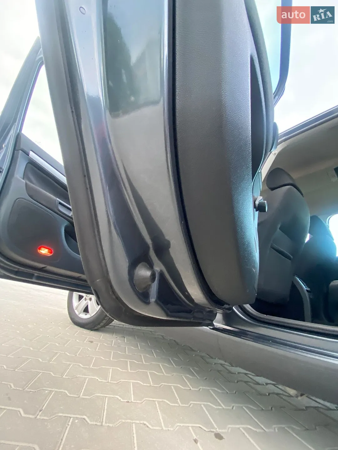 2010 Skoda Octavia - мініатюра 31