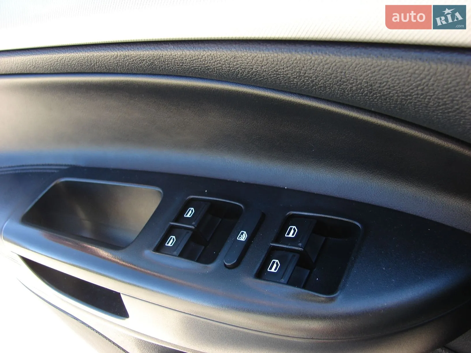 2011 Skoda Octavia - мініатюра 15