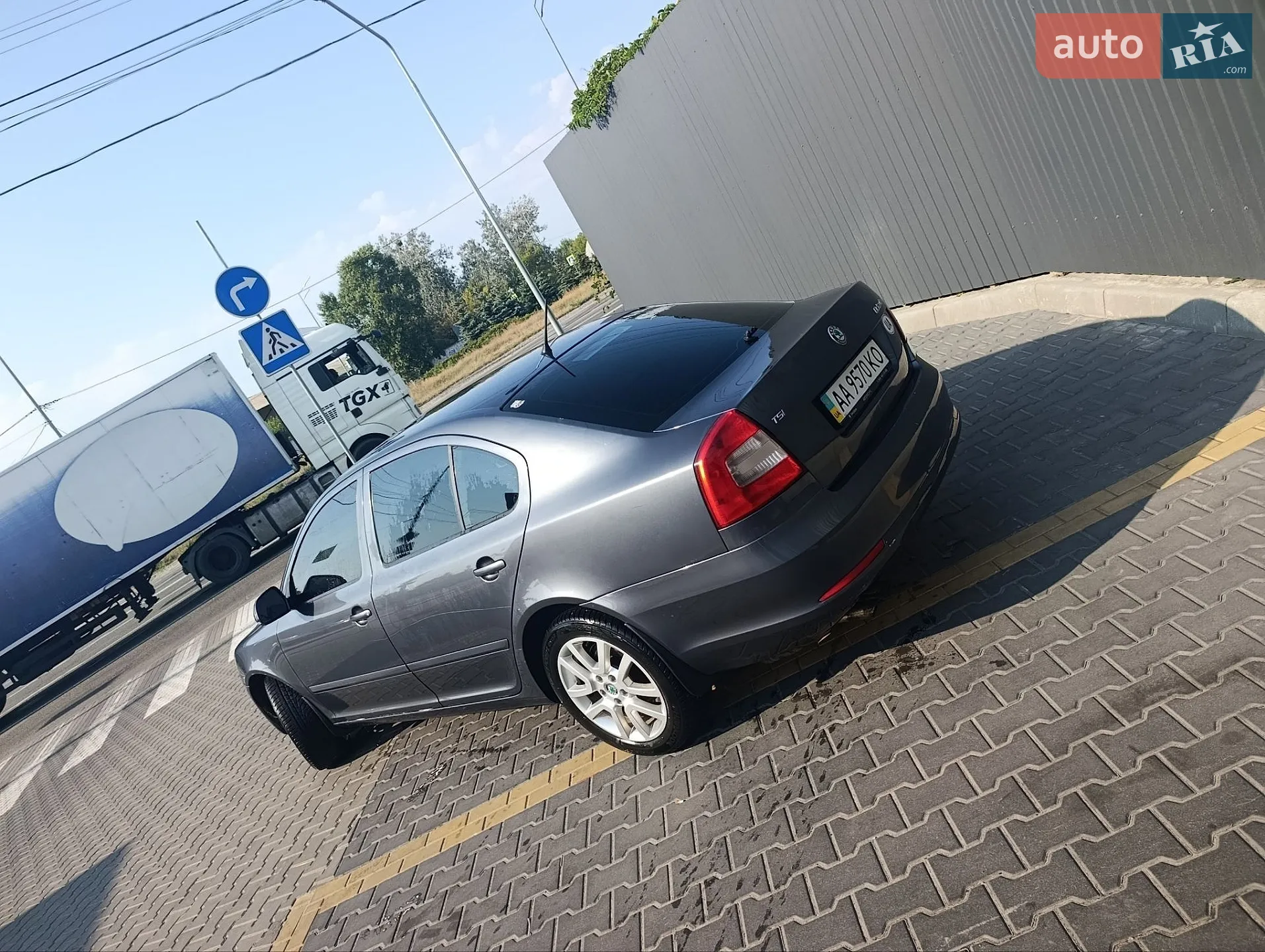 2011 Skoda Octavia - мініатюра 3