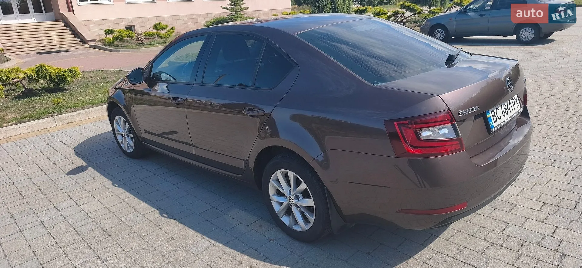 2017 Skoda Octavia - мініатюра 15