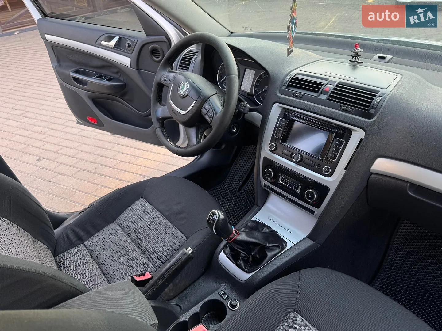 2011 Skoda Octavia - мініатюра 23