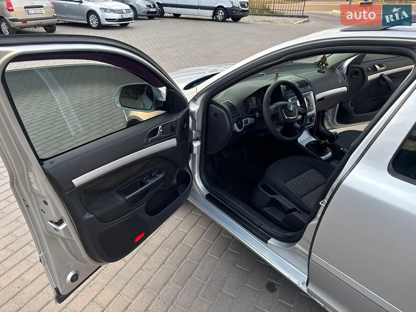 2011 Skoda Octavia - мініатюра 37