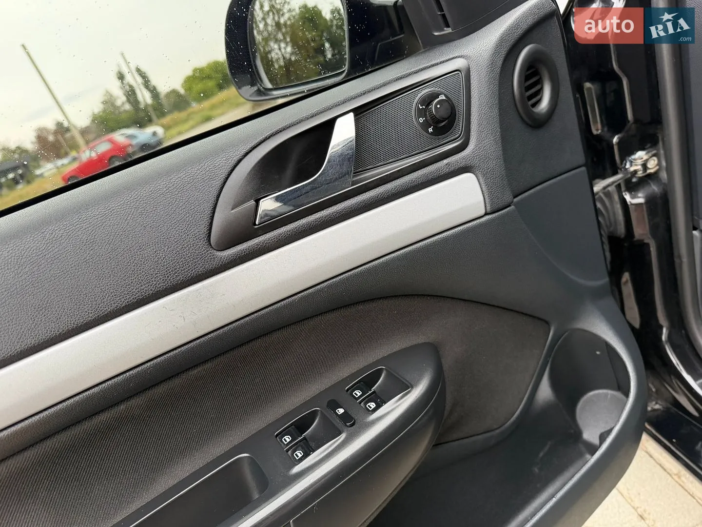 2011 Skoda Octavia - мініатюра 10