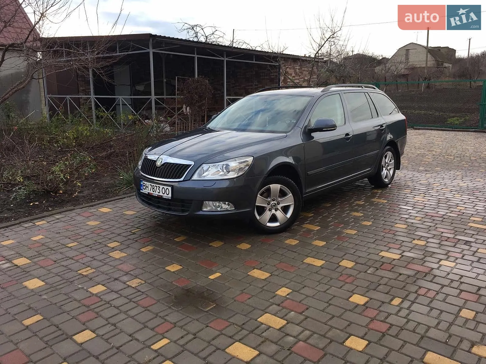 2010 Skoda Octavia - мініатюра 3