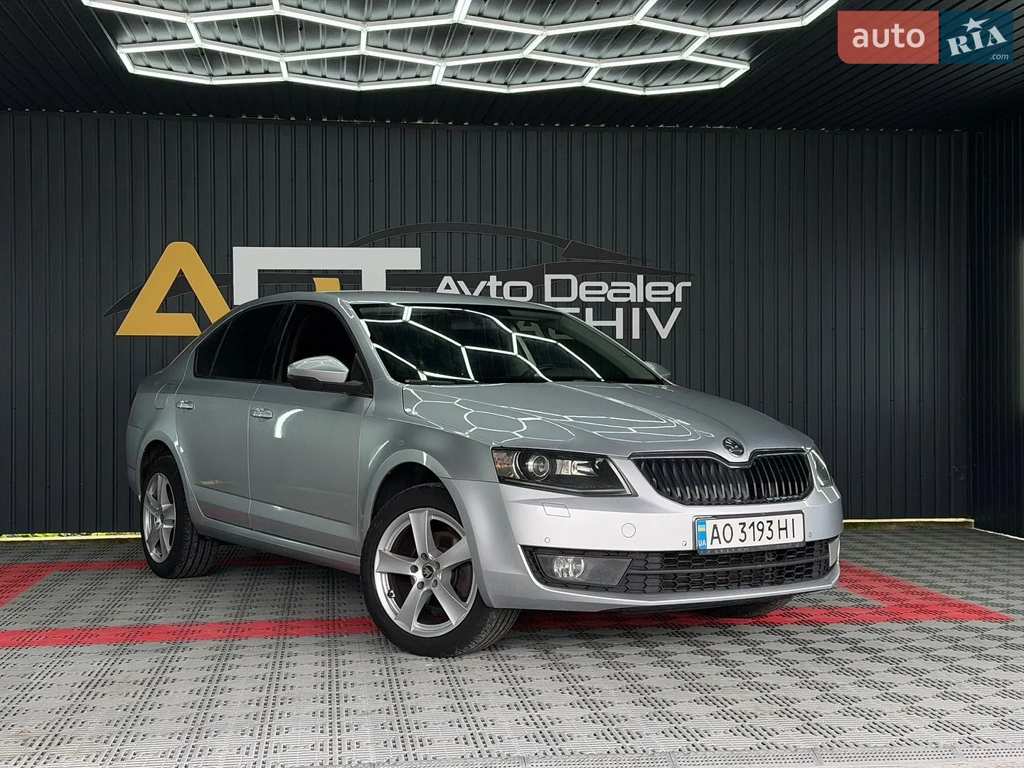 2013 Skoda Octavia - мініатюра 2