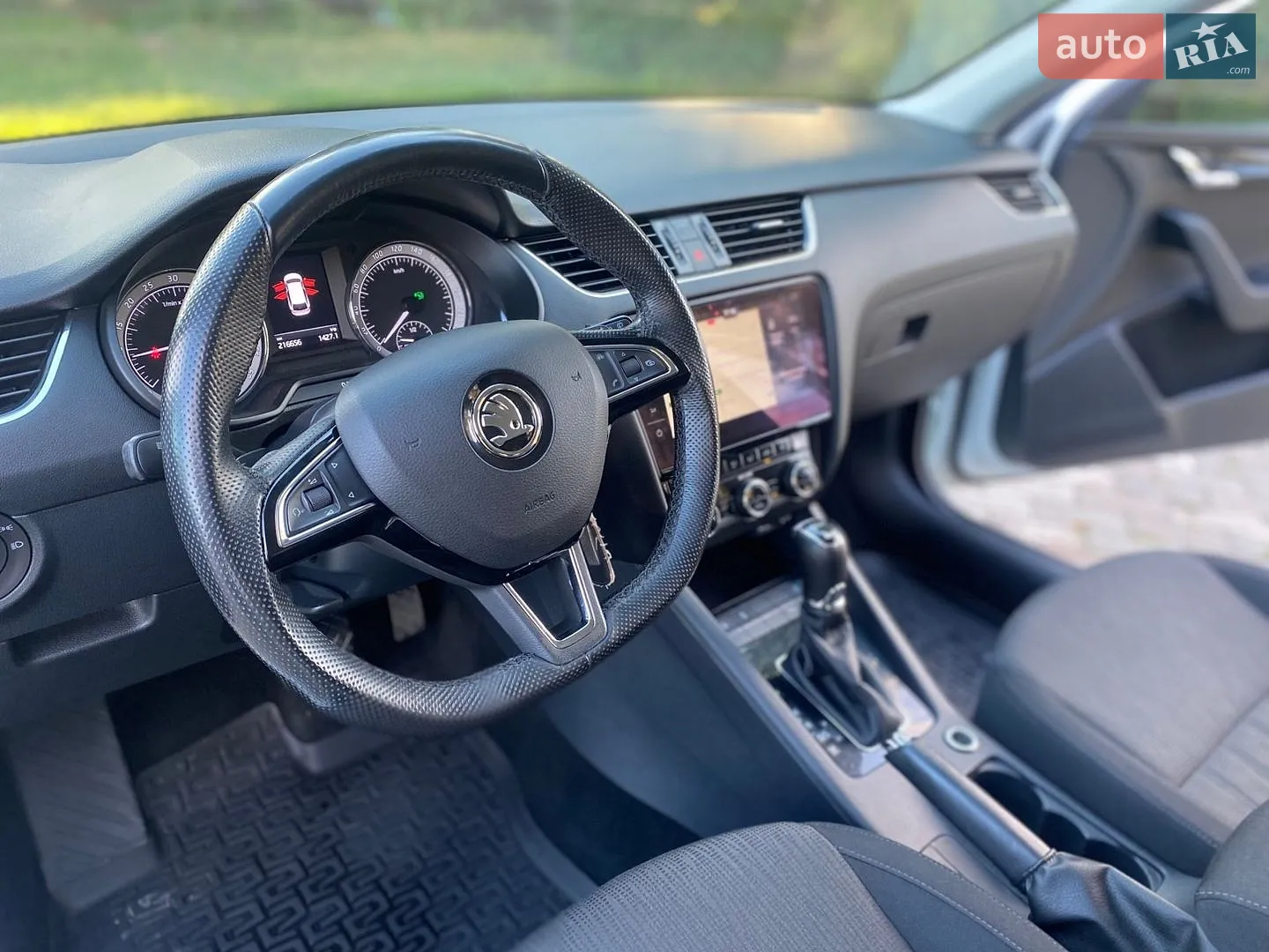 2018 Skoda Octavia - мініатюра 36