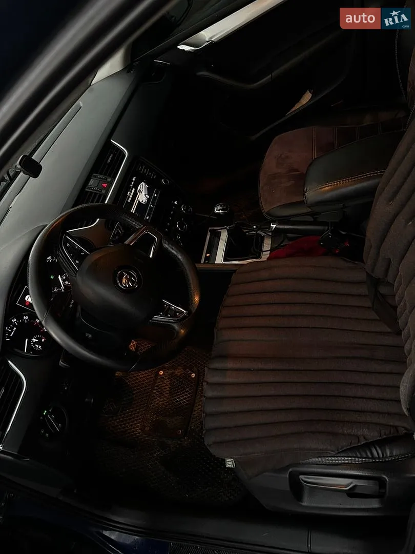 2016 Skoda Octavia - мініатюра 9