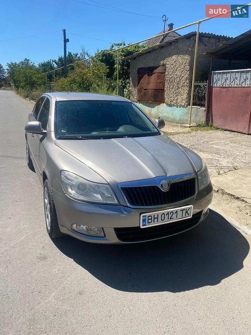2010 Skoda Octavia - мініатюра 4