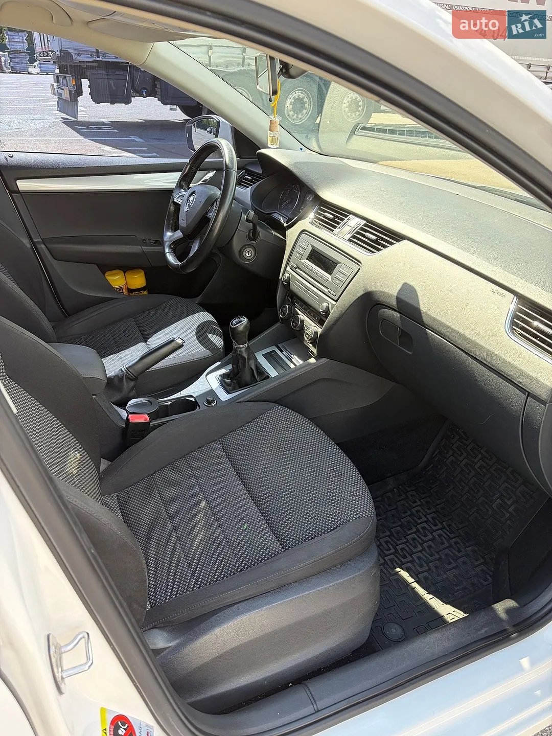 2014 Skoda Octavia - мініатюра 13