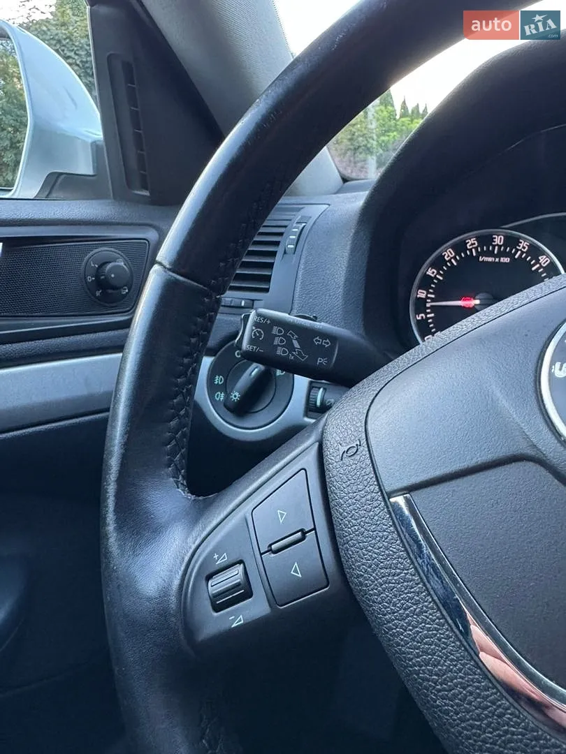 2013 Skoda Octavia - мініатюра 47