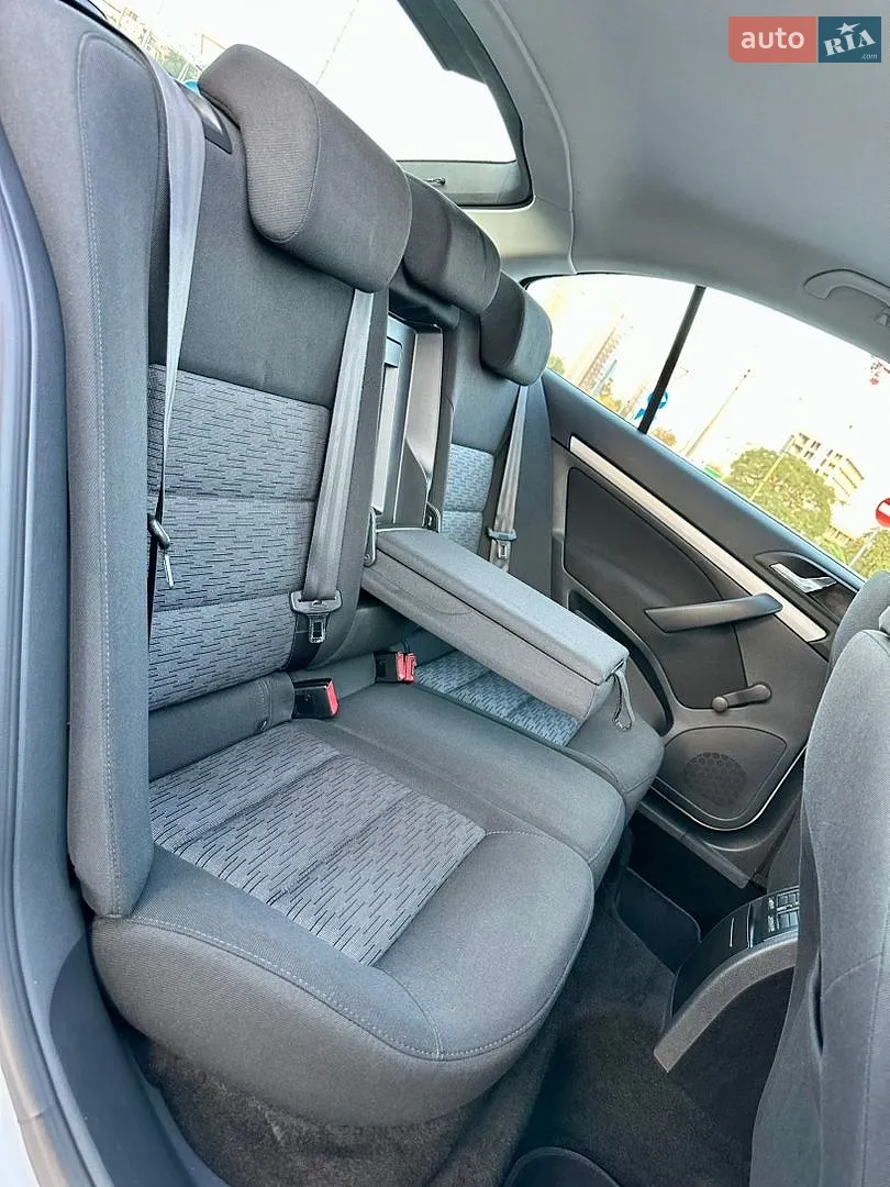 2012 Skoda Octavia - мініатюра 31