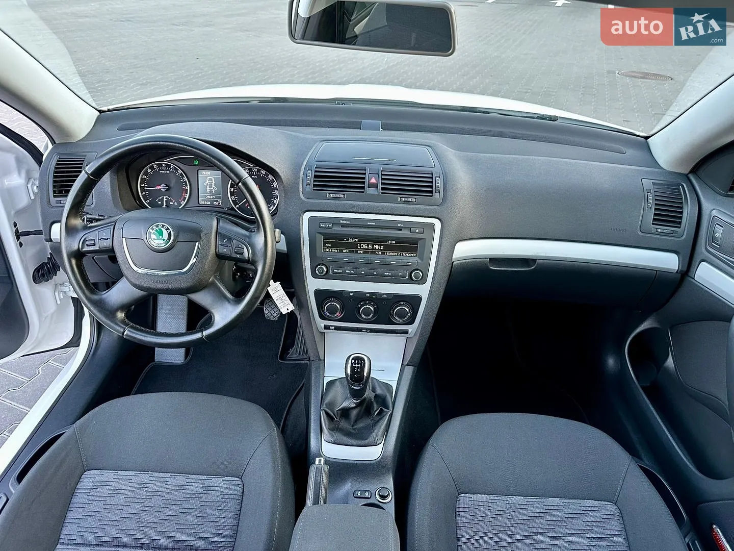 2012 Skoda Octavia - мініатюра 32