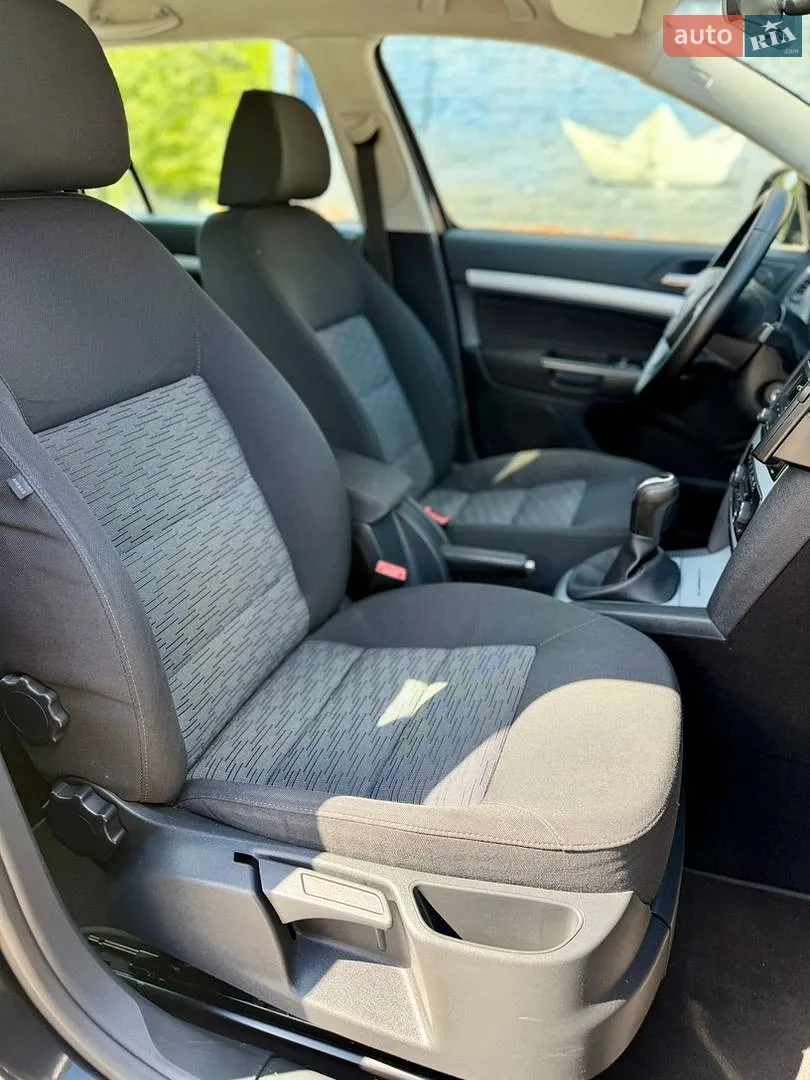 2011 Skoda Octavia - мініатюра 51