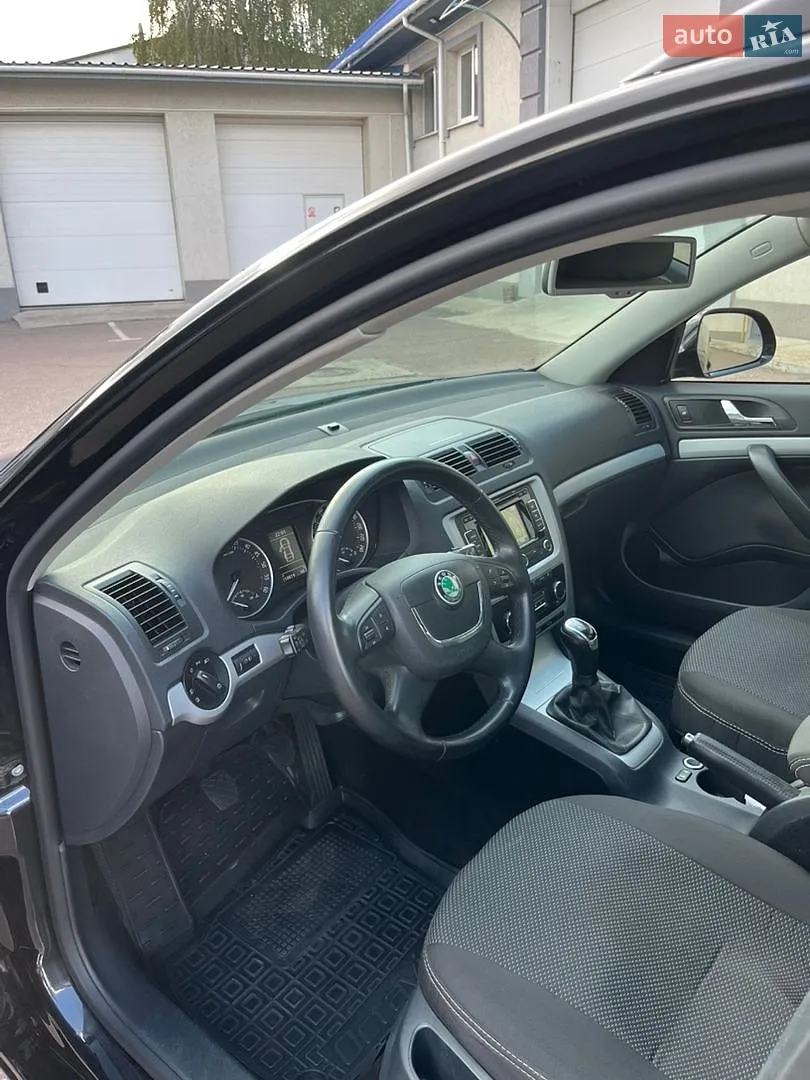 2012 Skoda Octavia - мініатюра 23