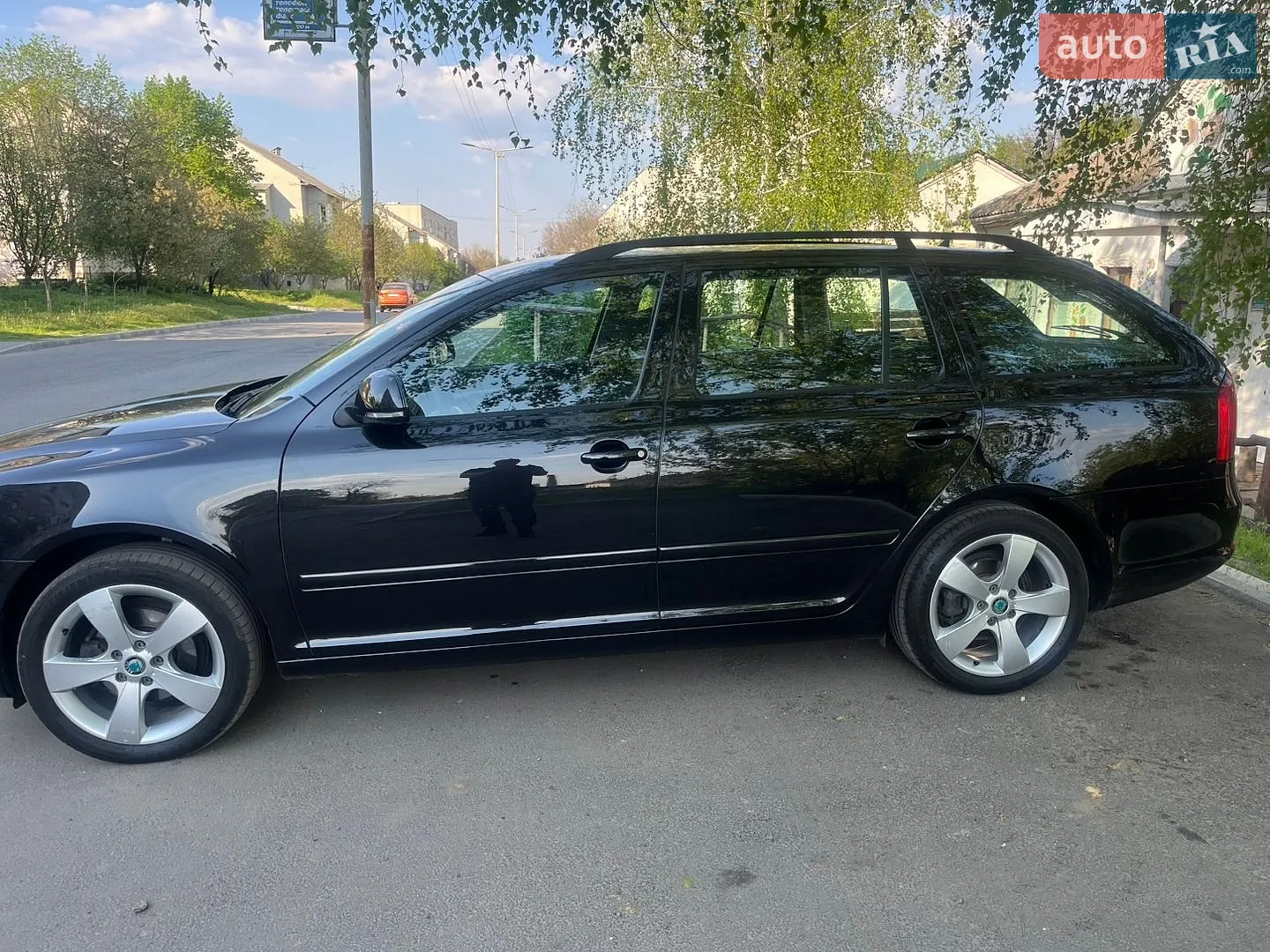 2010 Skoda Octavia - мініатюра 3