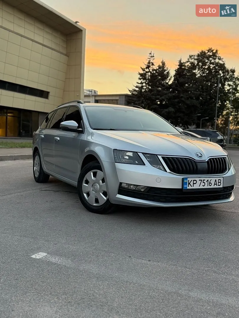 2017 Skoda Octavia - мініатюра 3