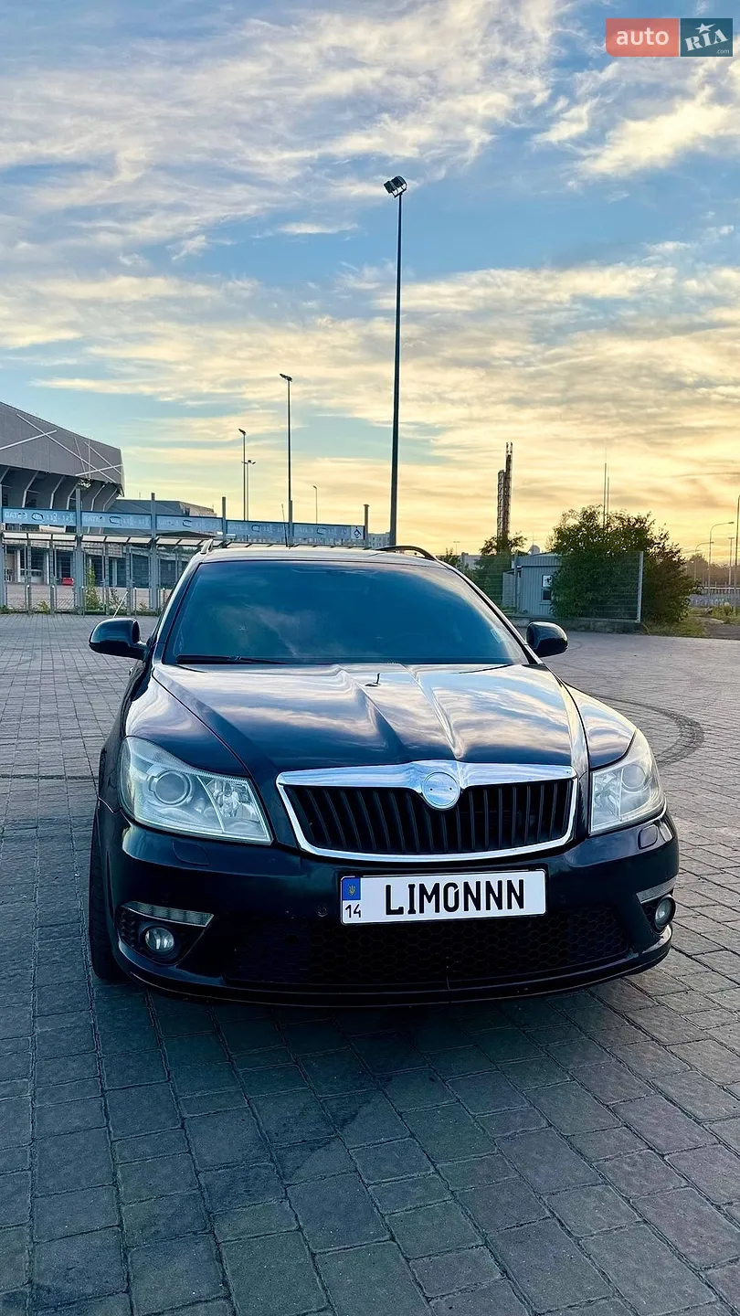 2010 Skoda Octavia - фото 1