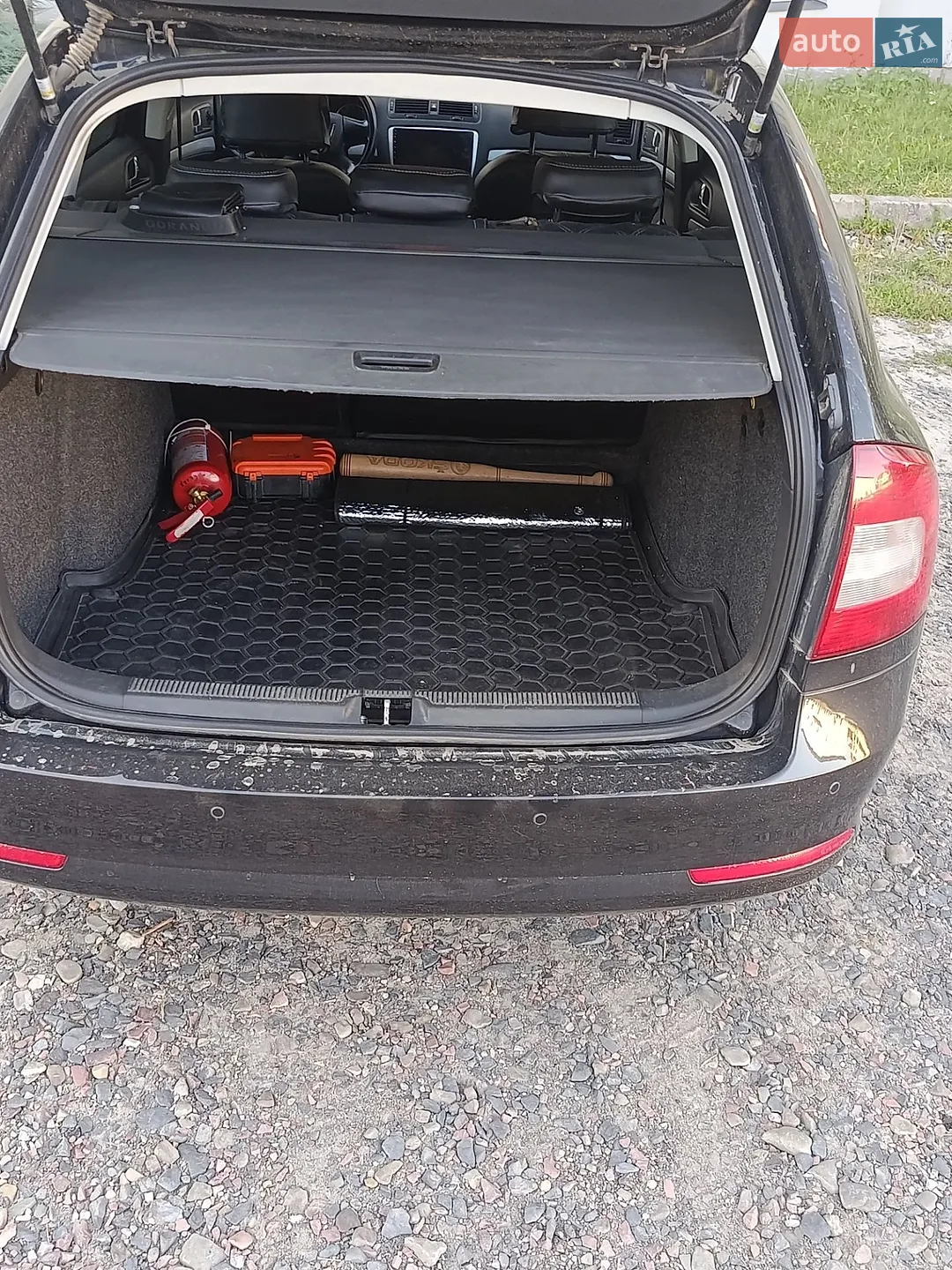2010 Skoda Octavia - мініатюра 10