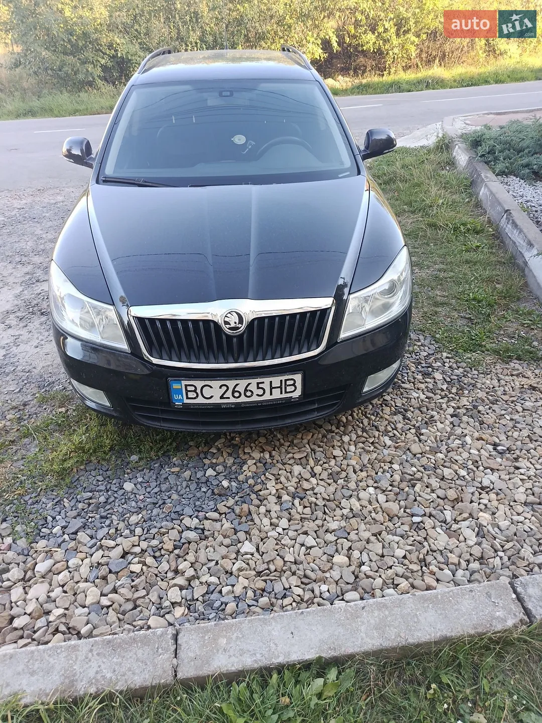 2010 Skoda Octavia - мініатюра 2