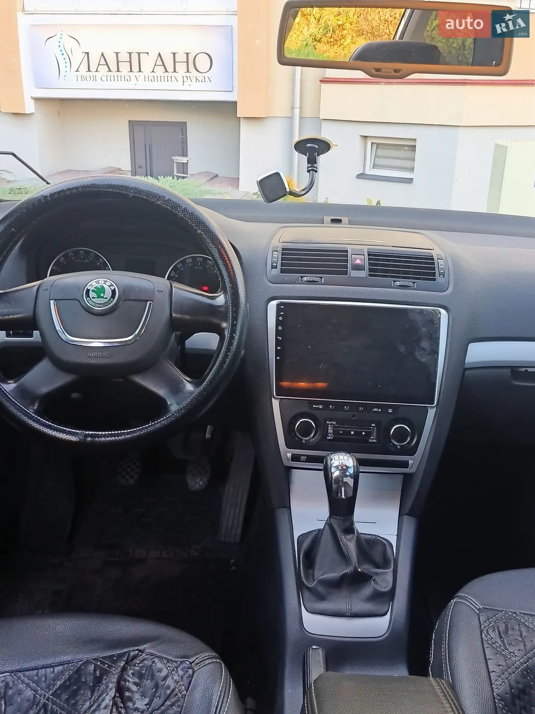 2010 Skoda Octavia - мініатюра 13