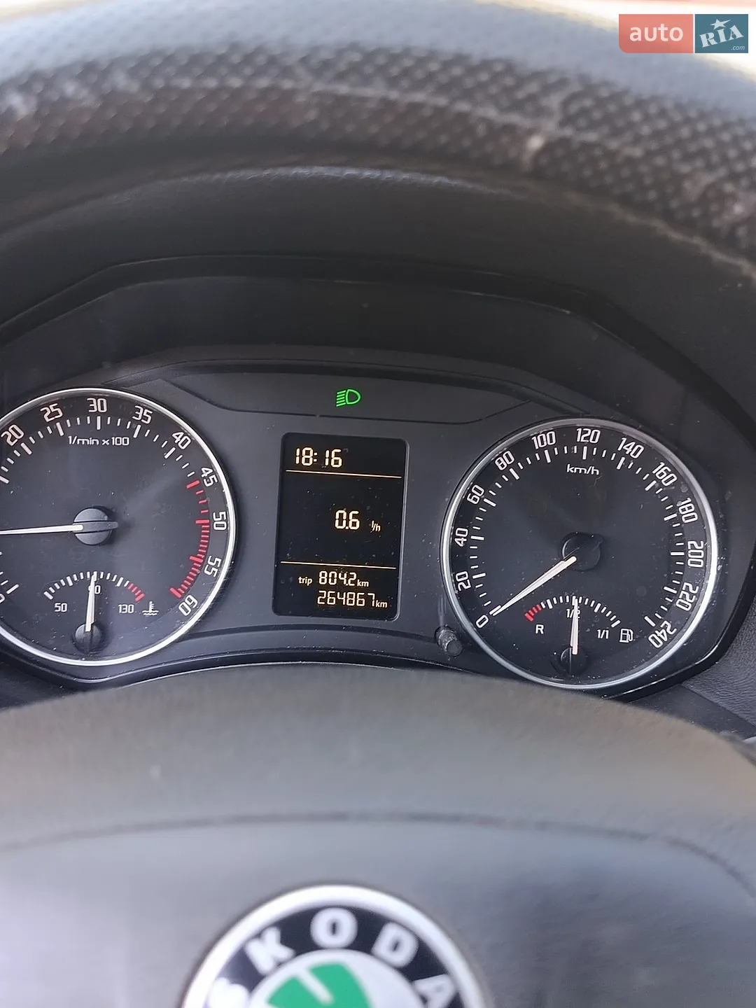 2010 Skoda Octavia - мініатюра 16