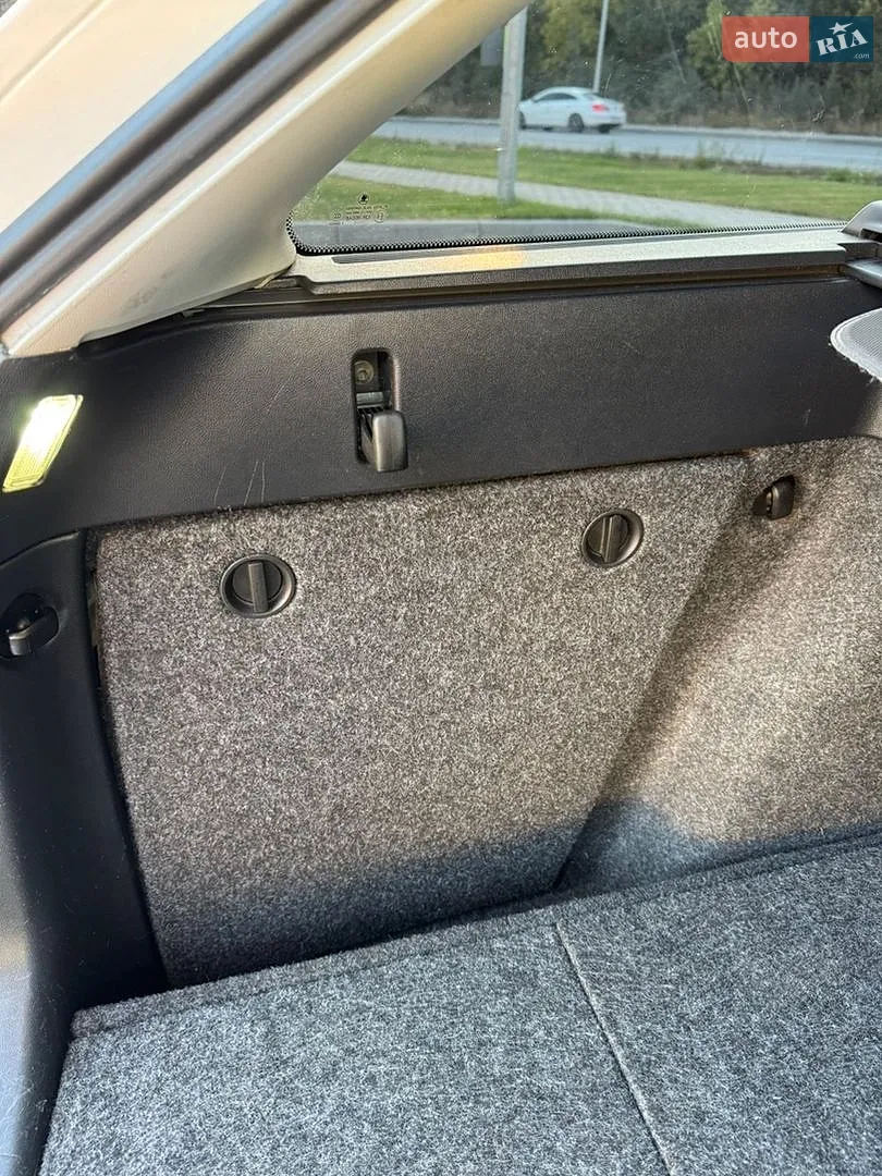 2011 Skoda Octavia - мініатюра 15
