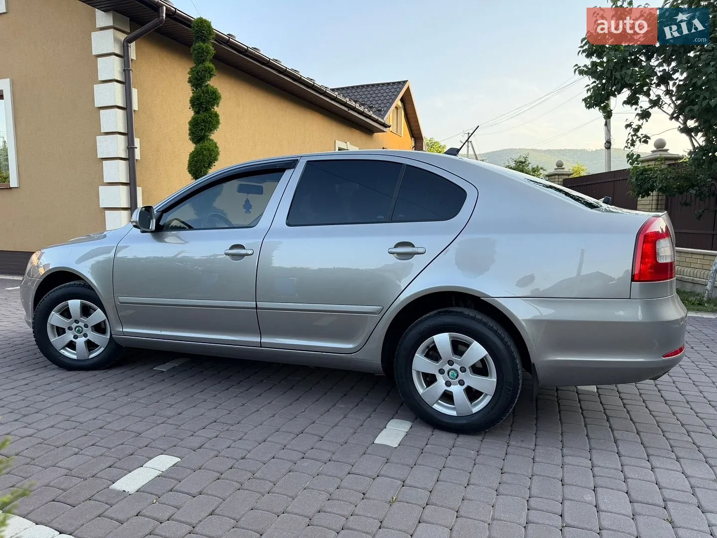 2011 Skoda Octavia - мініатюра 8
