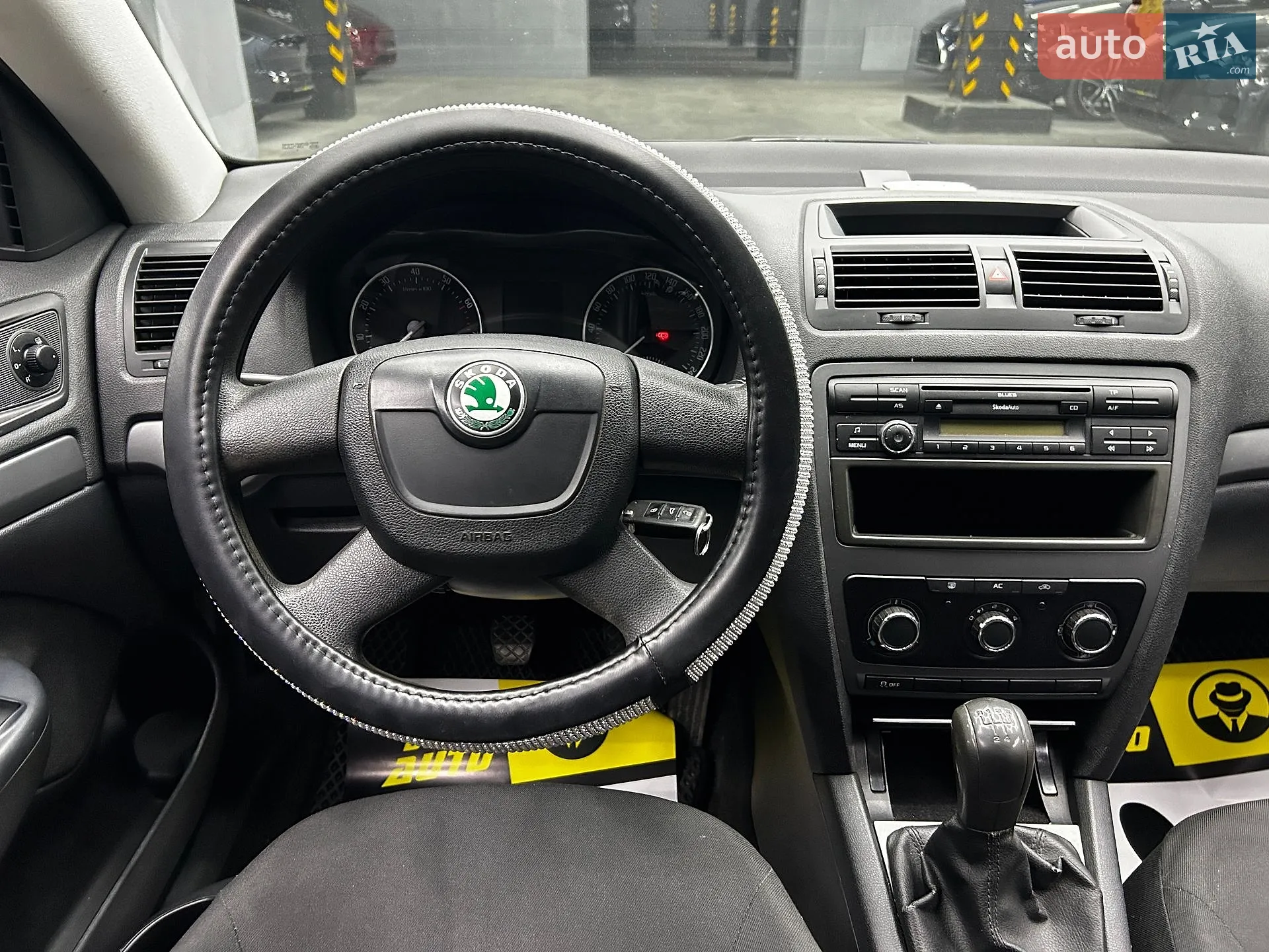 2011 Skoda Octavia - мініатюра 15