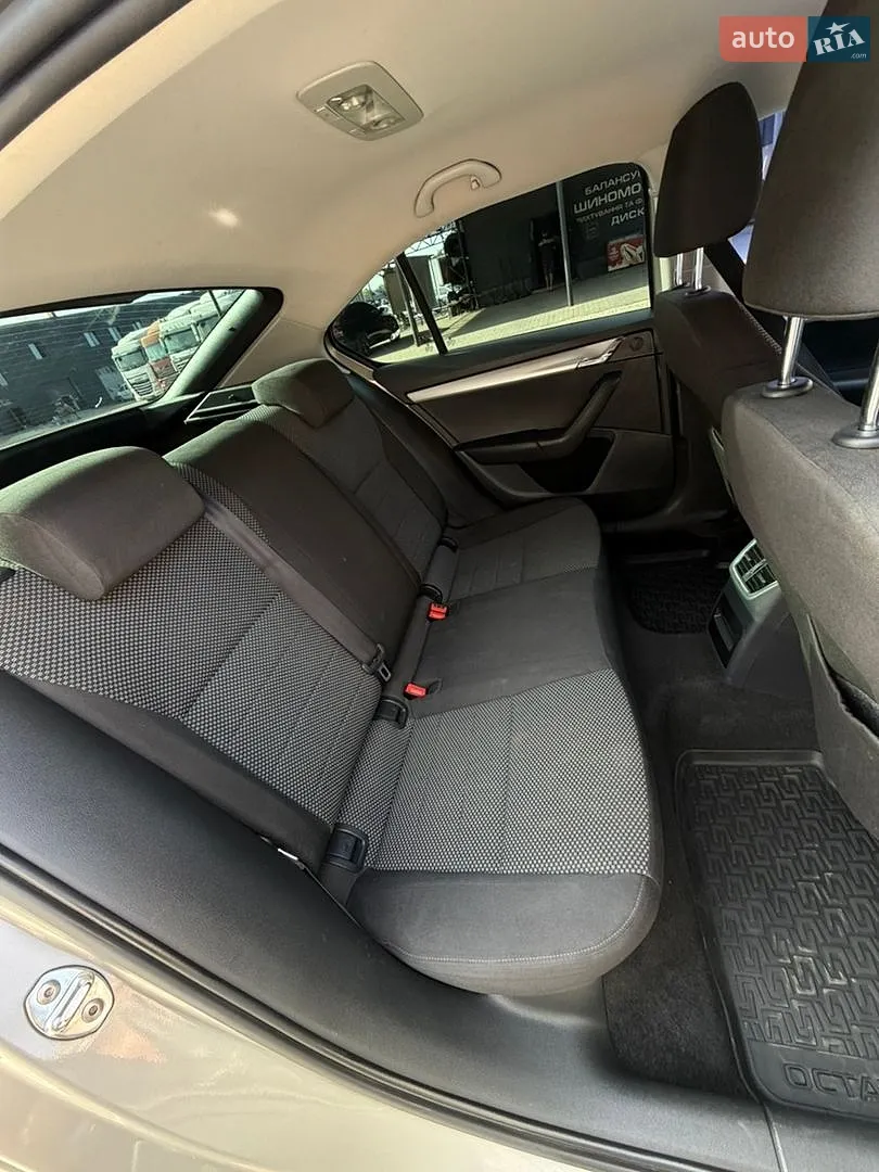 2013 Skoda Octavia - мініатюра 11