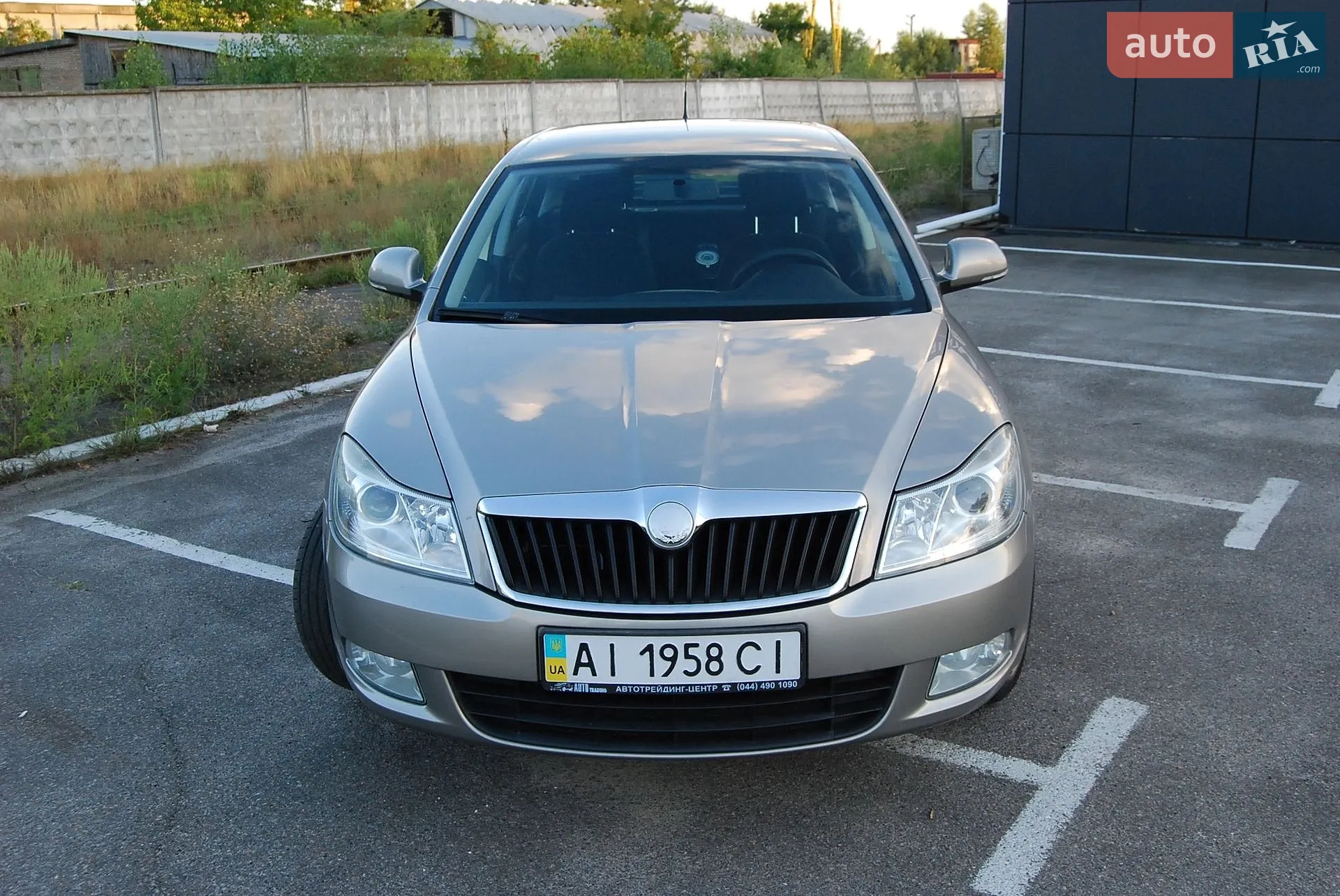 2010 Skoda Octavia - мініатюра 3