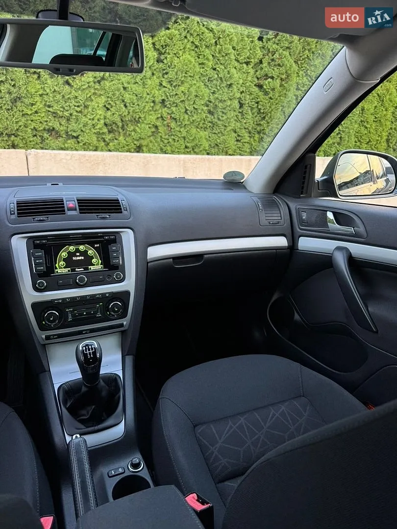 2012 Skoda Octavia - мініатюра 46