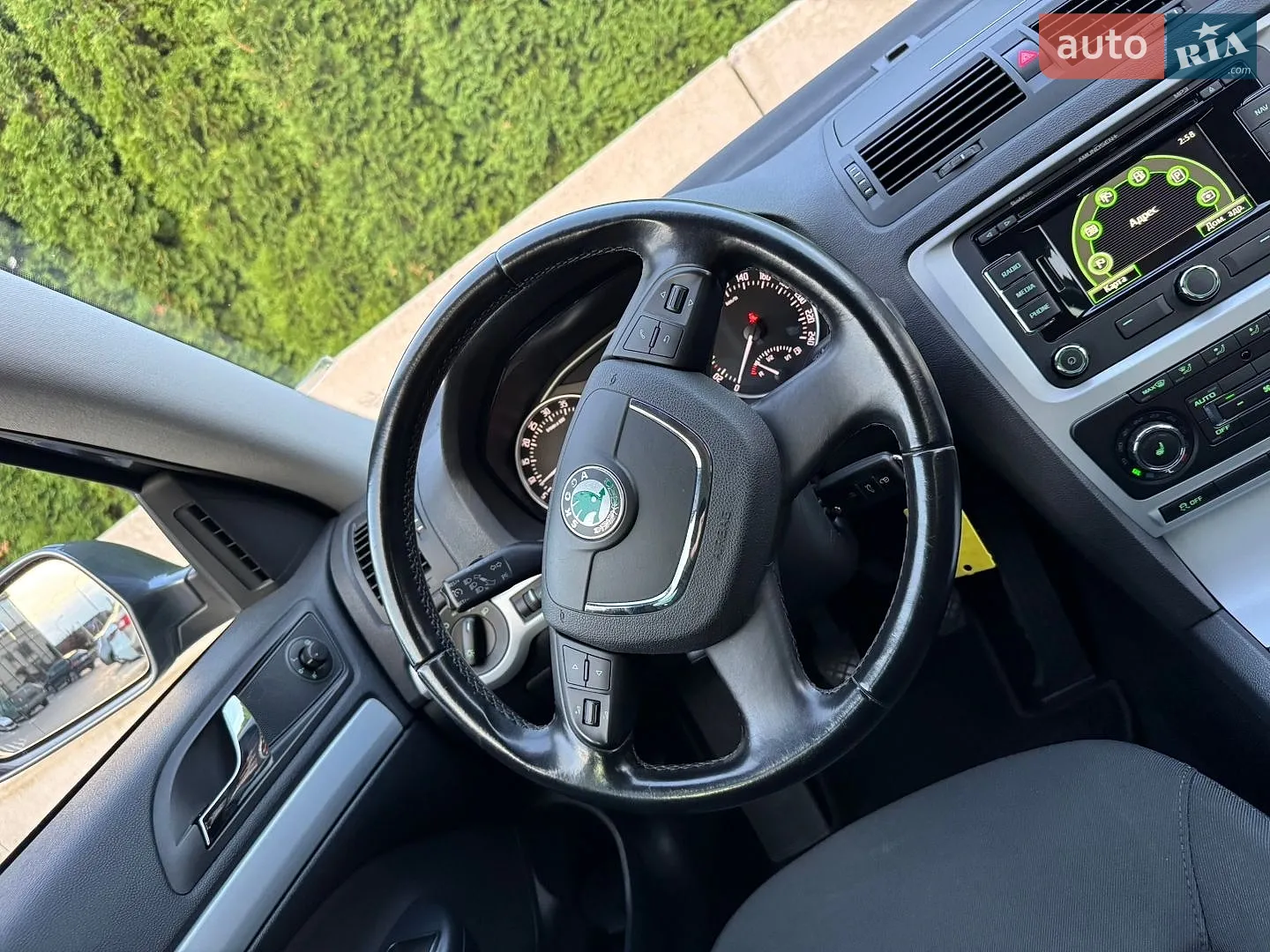 2012 Skoda Octavia - мініатюра 48