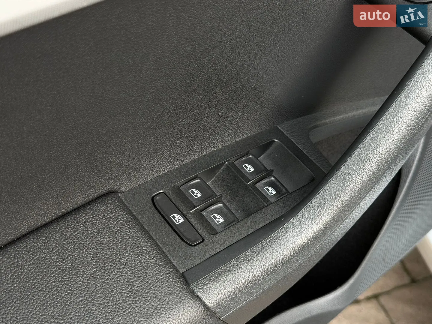 2016 Skoda Octavia - мініатюра 76