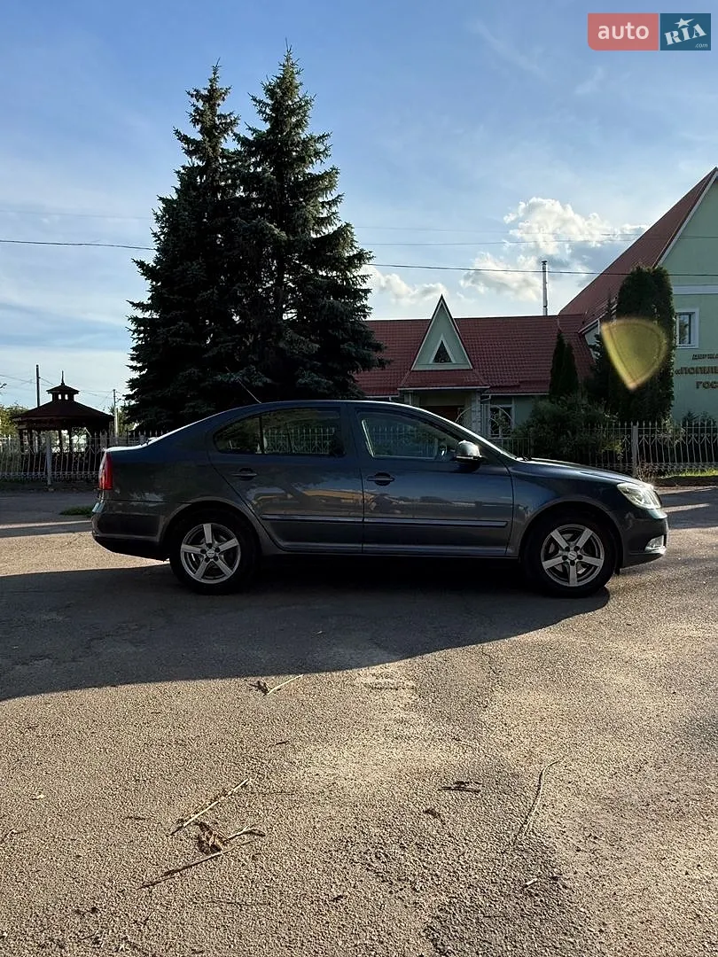 2010 Skoda Octavia - мініатюра 7