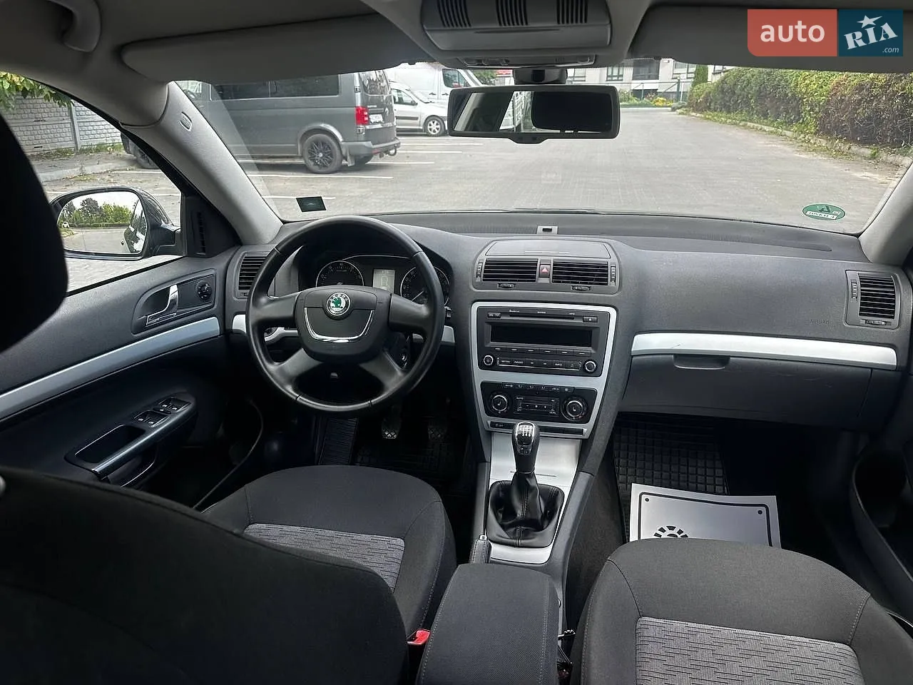 2010 Skoda Octavia - мініатюра 12