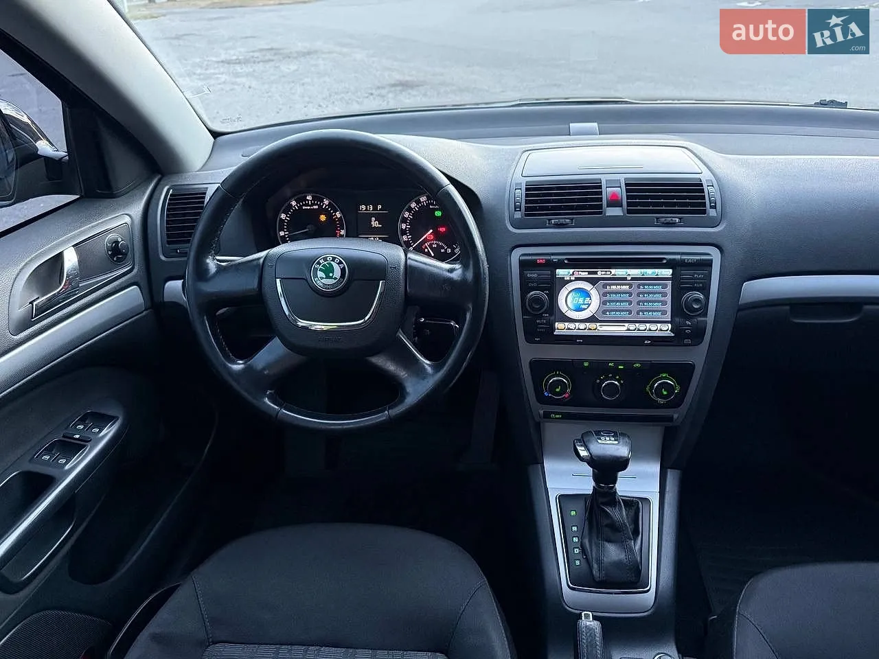 2011 Skoda Octavia - мініатюра 40