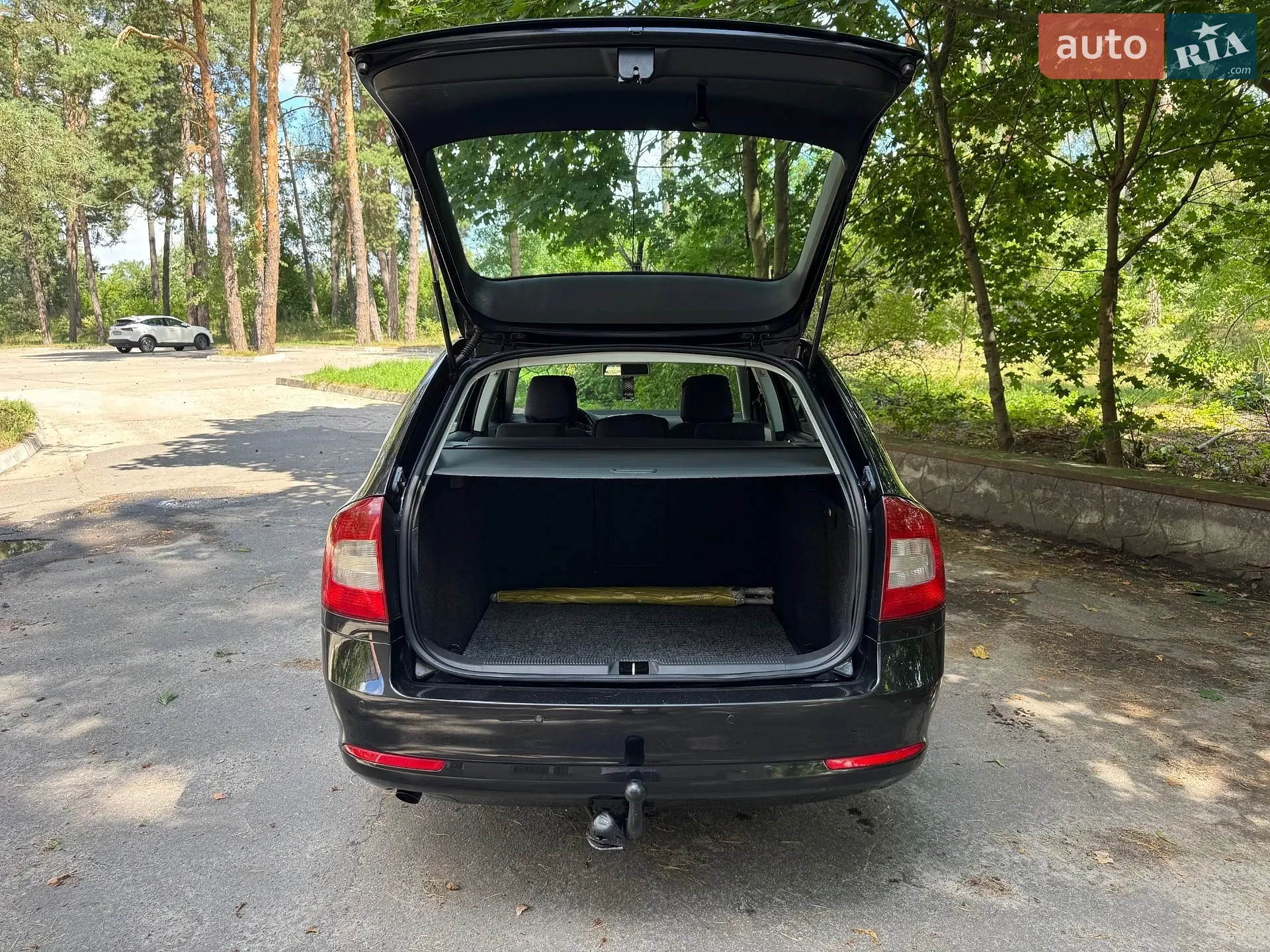 2010 Skoda Octavia - мініатюра 4
