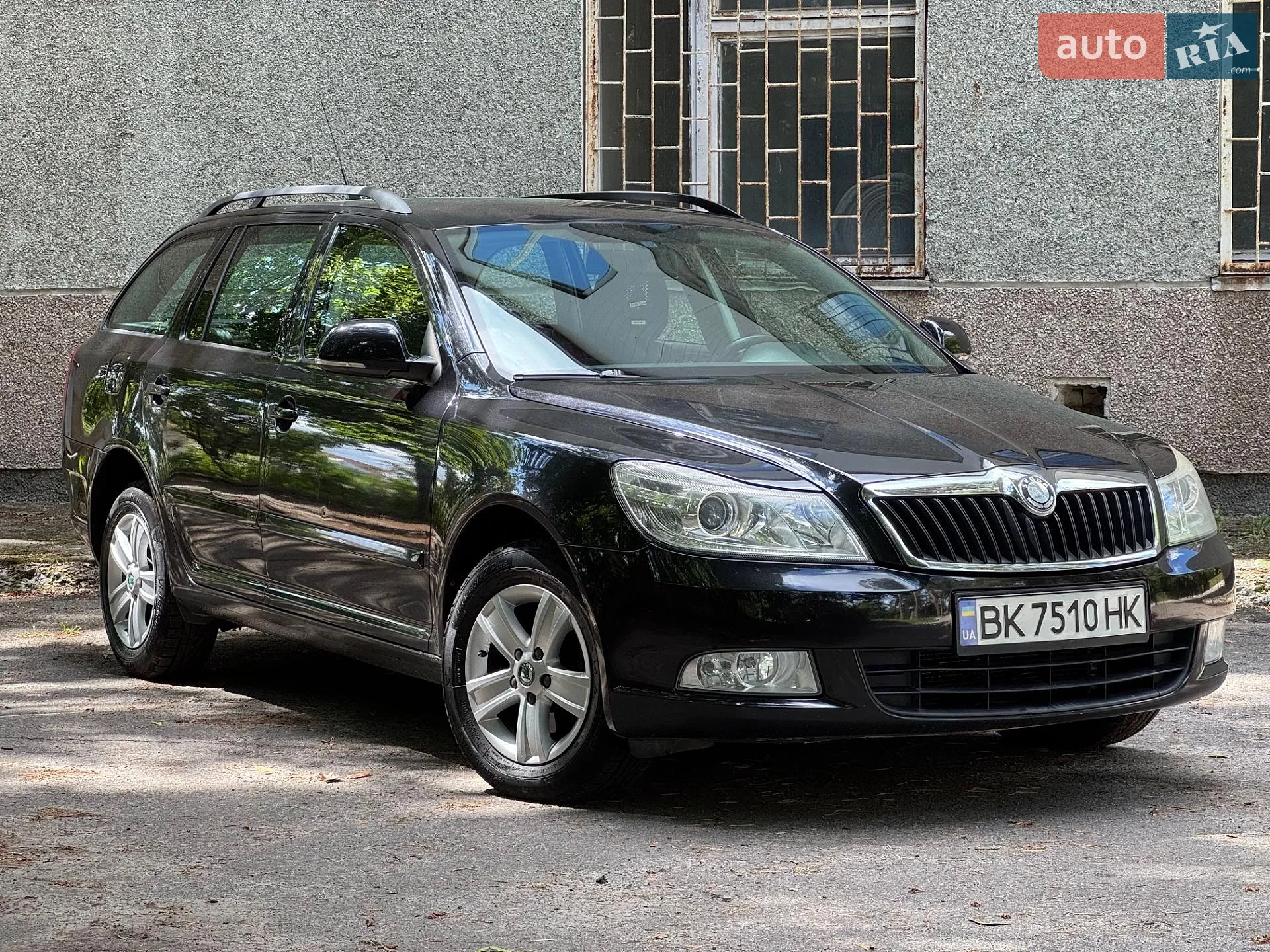 2010 Skoda Octavia - мініатюра 3