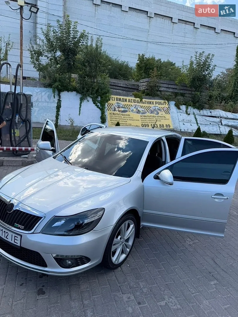 2010 Skoda Octavia - мініатюра 5