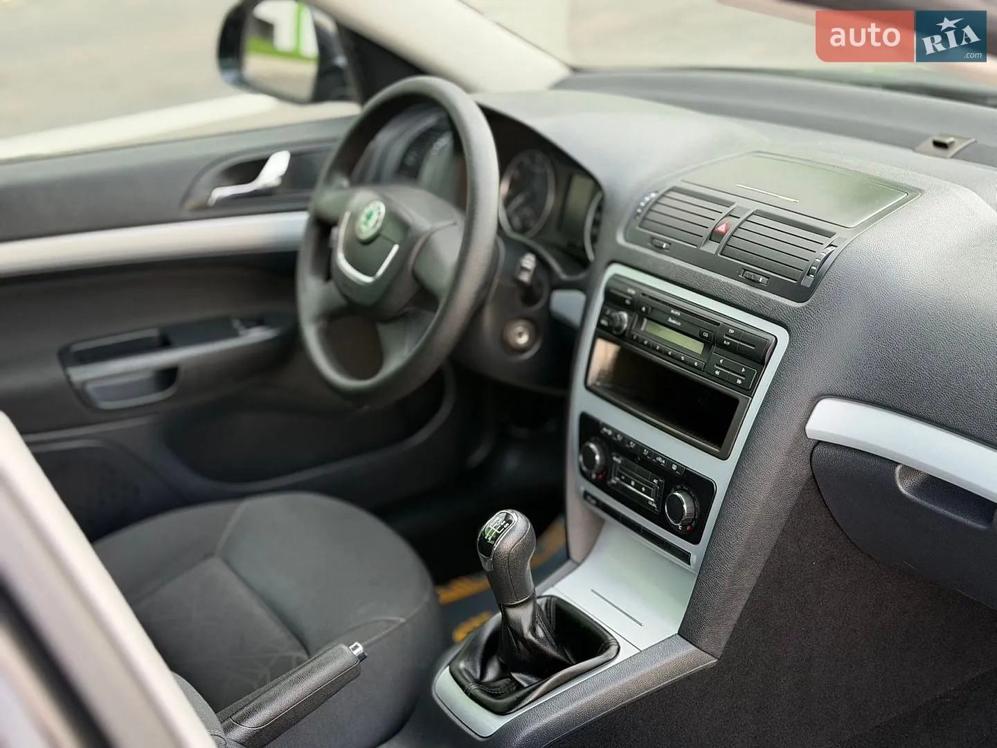 2011 Skoda Octavia - мініатюра 44