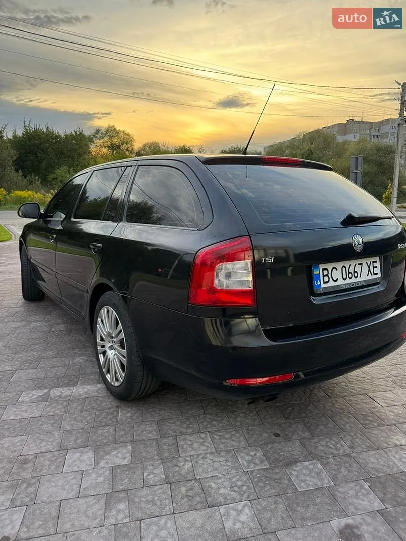 2010 Skoda Octavia - мініатюра 11