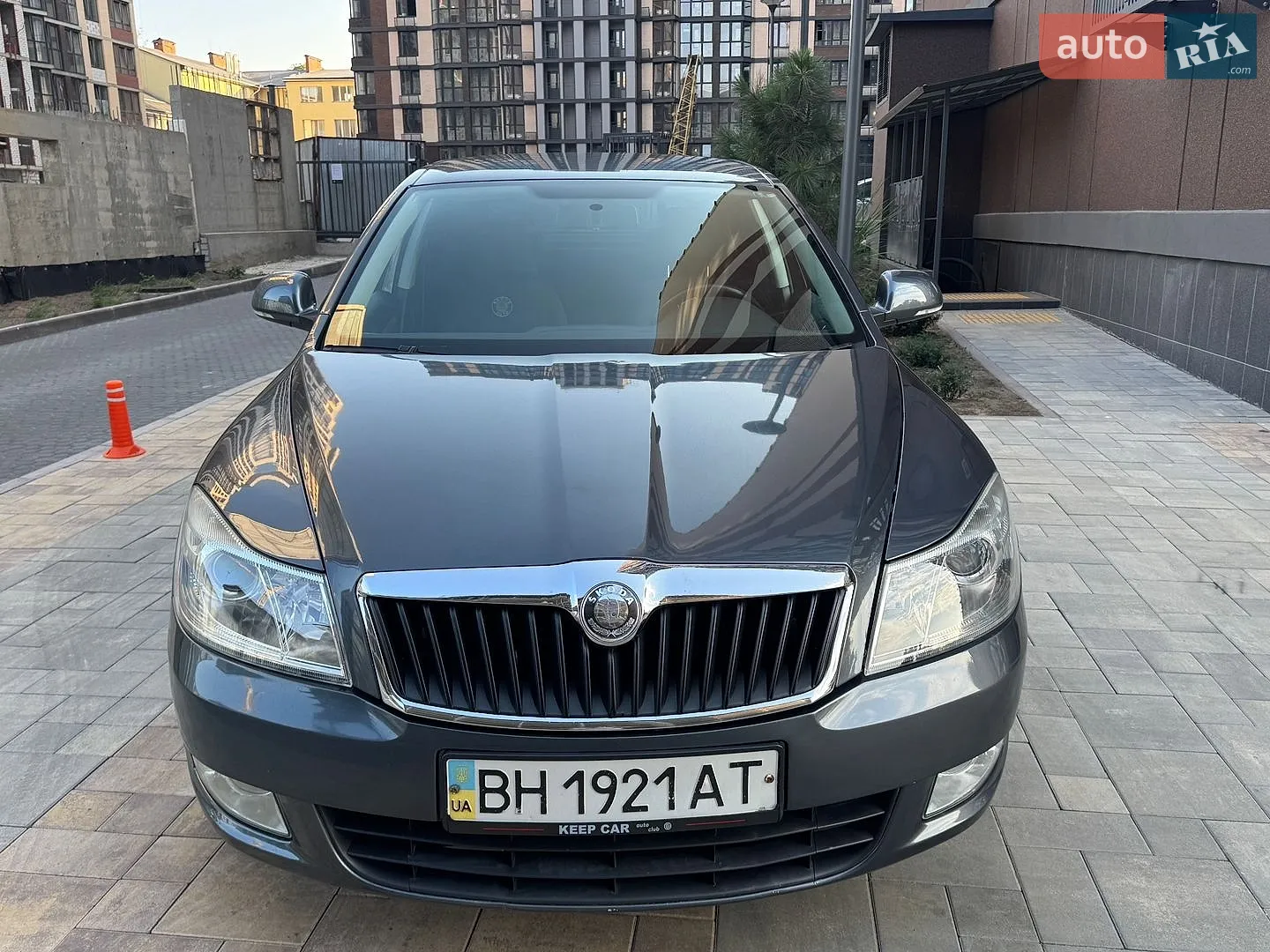 2010 Skoda Octavia - мініатюра 13