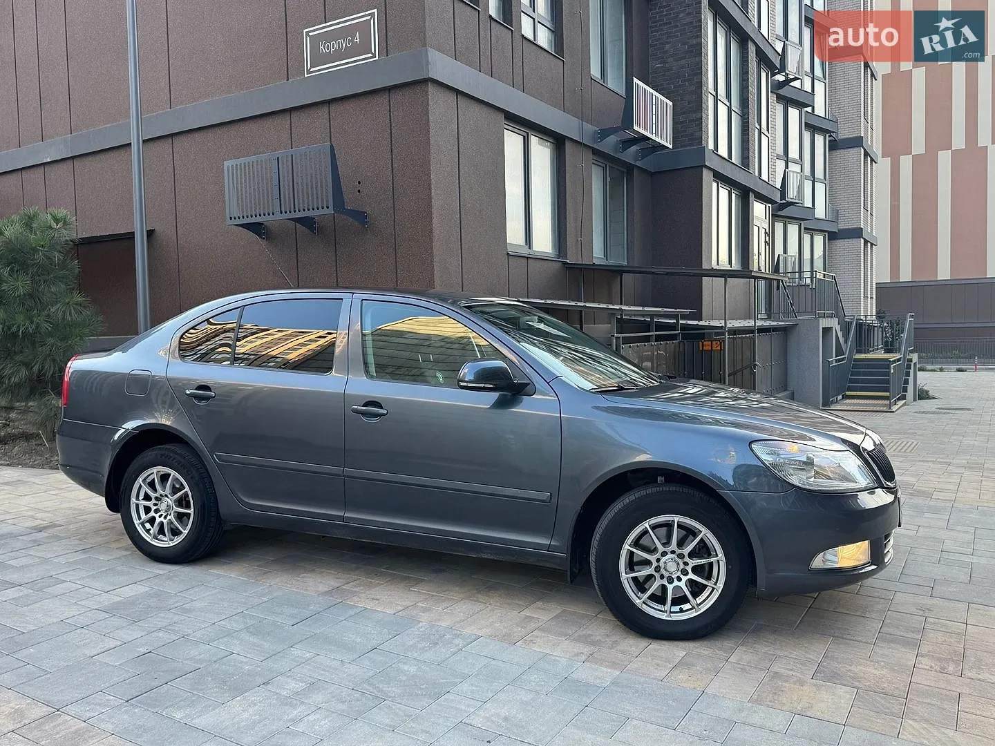 2010 Skoda Octavia - мініатюра 6