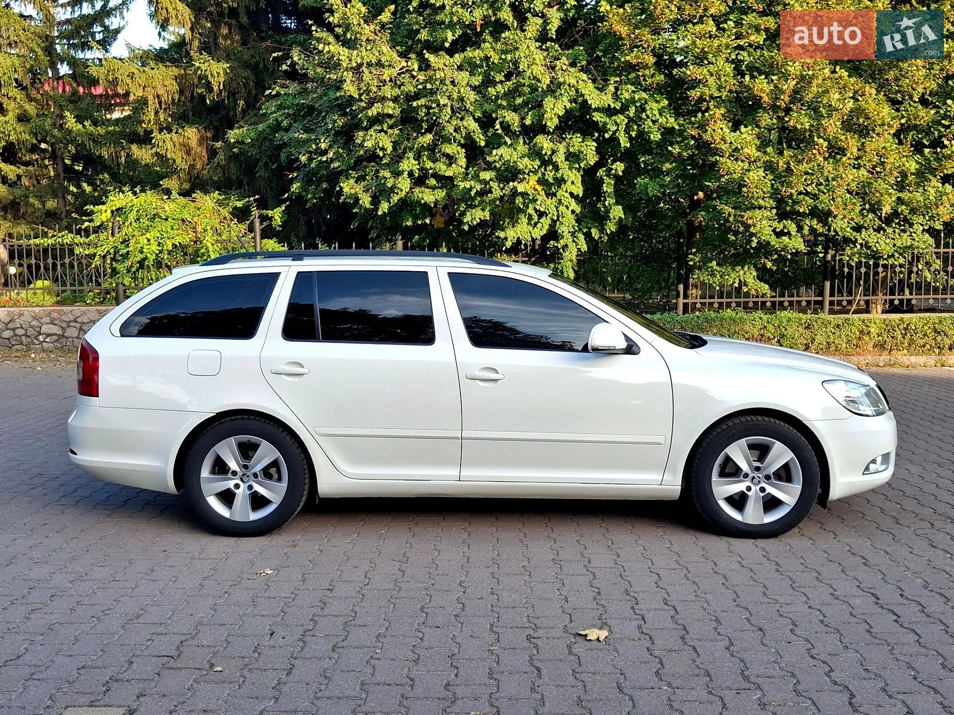 2010 Skoda Octavia - фото 1