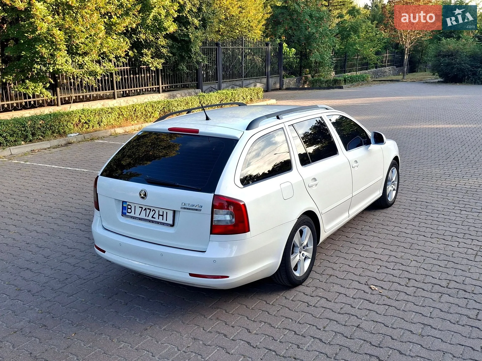 2010 Skoda Octavia - мініатюра 9