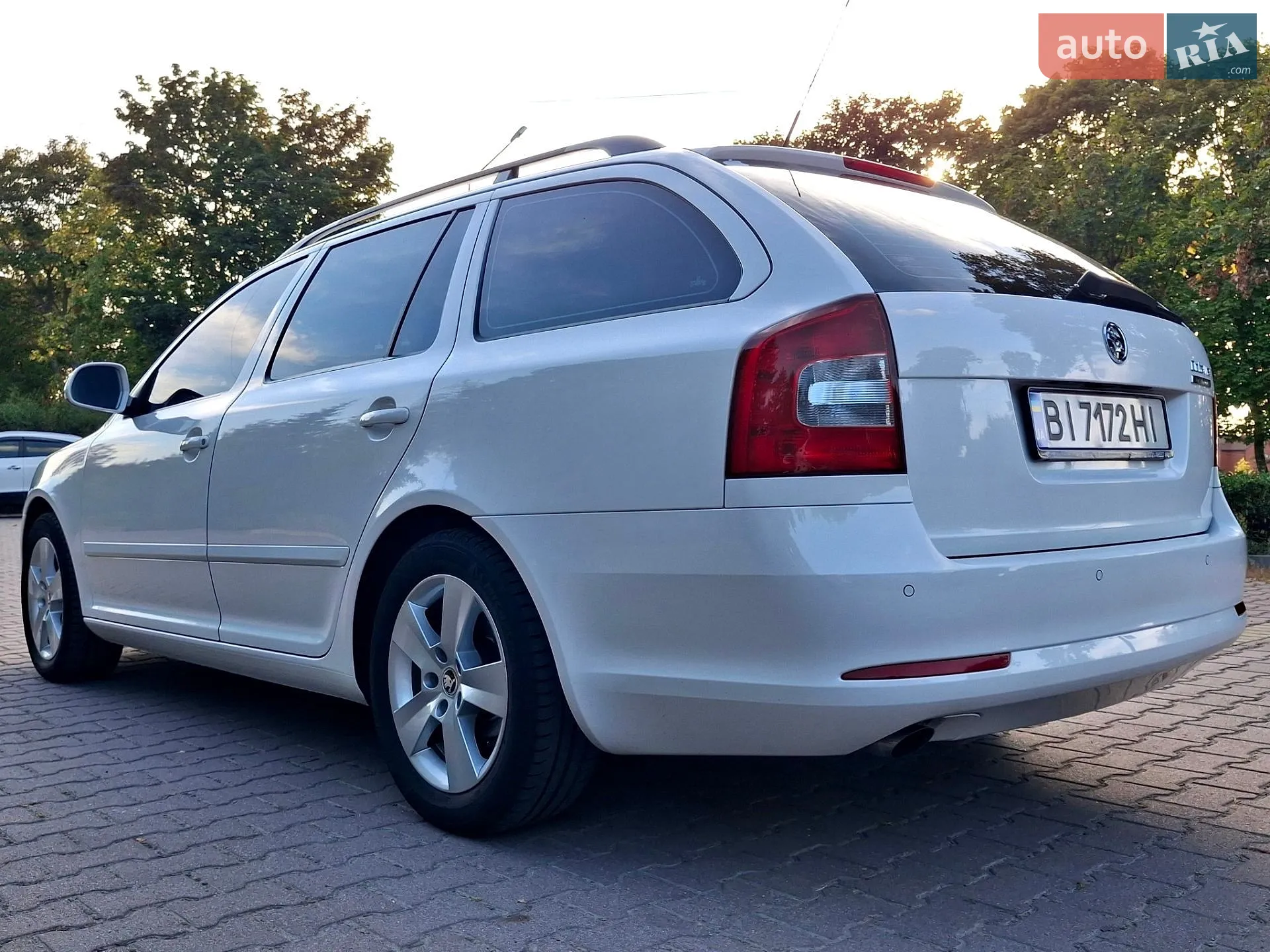 2010 Skoda Octavia - мініатюра 14