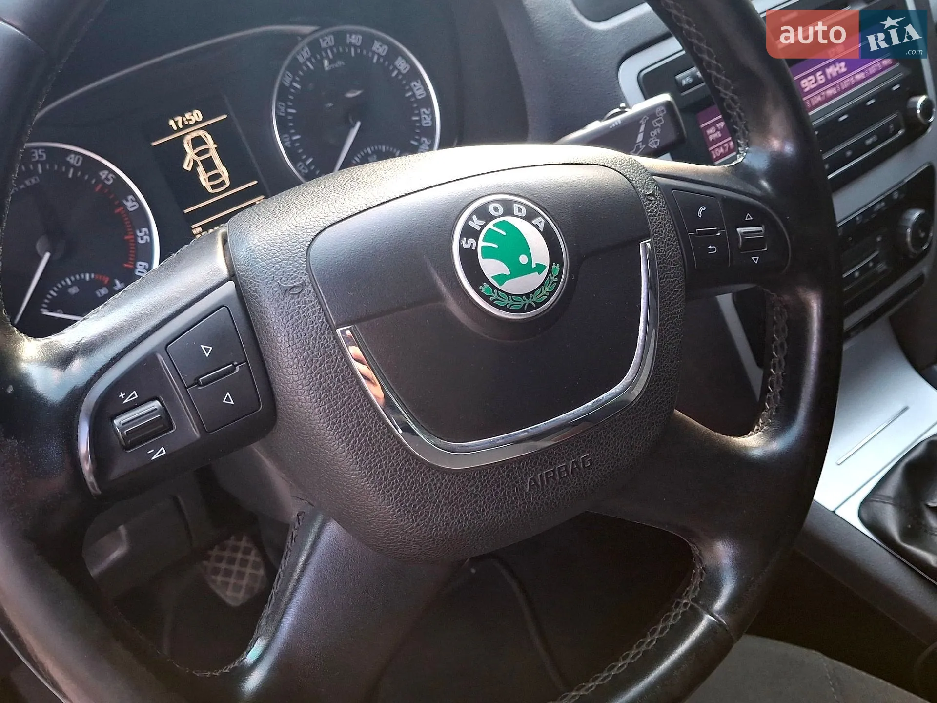 2010 Skoda Octavia - мініатюра 20