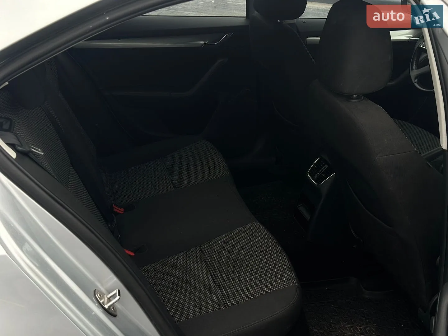 2013 Skoda Octavia - мініатюра 23