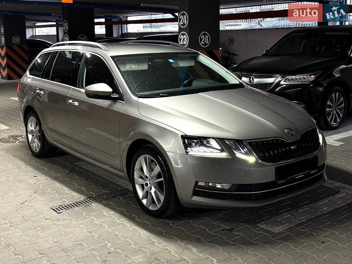 2017 Skoda Octavia - мініатюра 2